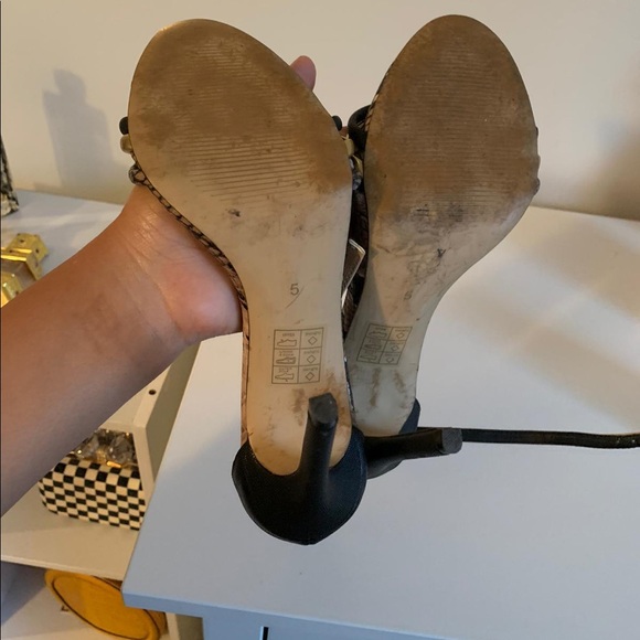 Strappy high heeled sandals - Picture 4 of 6